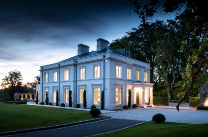 a-high-quality-period-style-property-with-coach-house-and-walled-garden-10 a-high-quality-period-style-property-with-coach-house-and-walled-garden-10